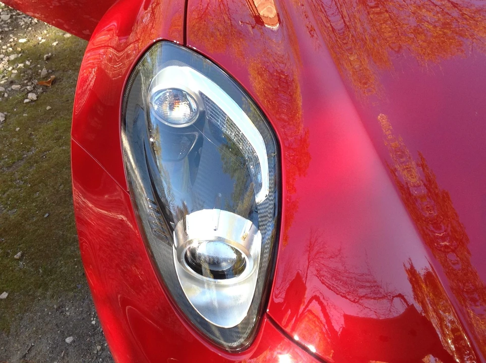 2017 Alfa Romeo 4C Coupe - Image 26 of 31