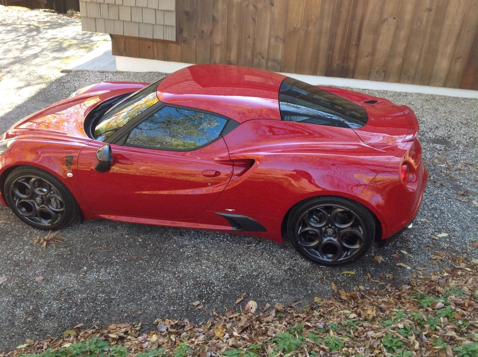 2017 Alfa Romeo 4C Coupe - Image 16 of 31