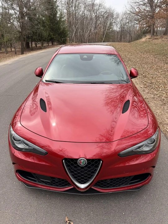 2017 Alfa Romeo Giulia Quadrifoglio - Image 4 of 31