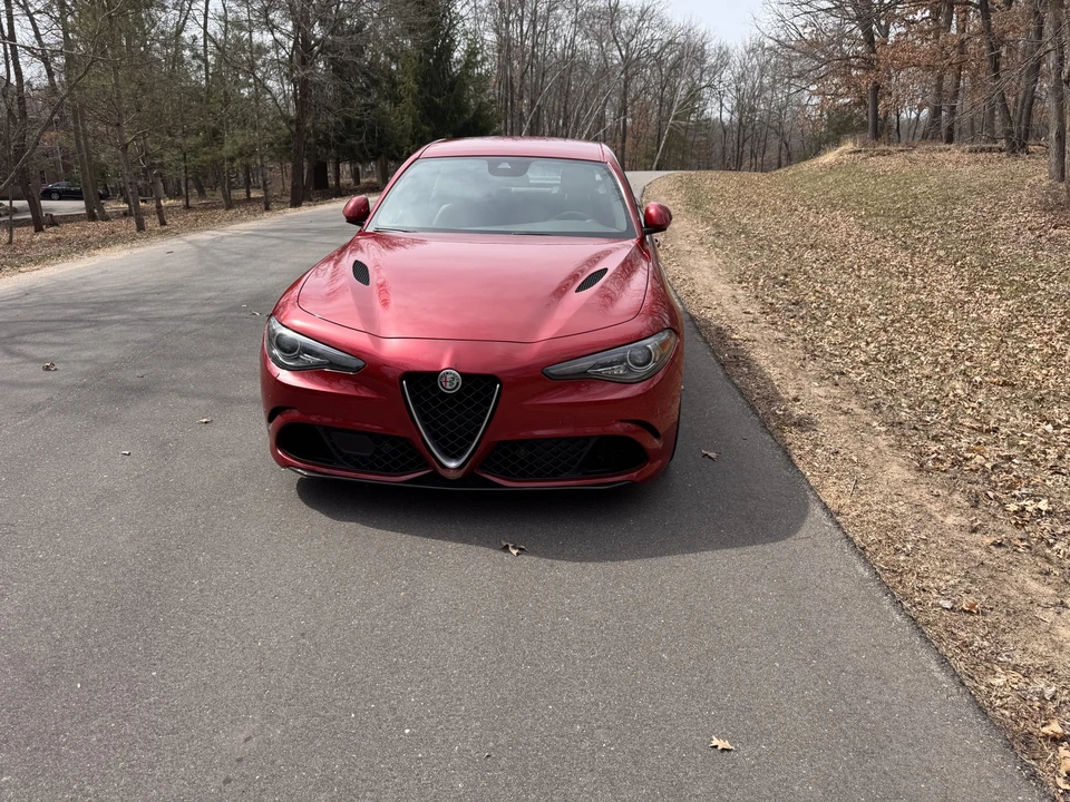2017 Alfa Romeo Giulia Quadrifoglio - Image 3 of 31