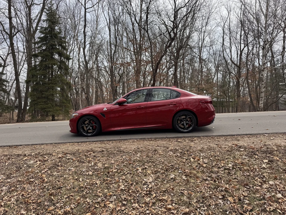2017 Alfa Romeo Giulia Quadrifoglio - Image 31 of 31