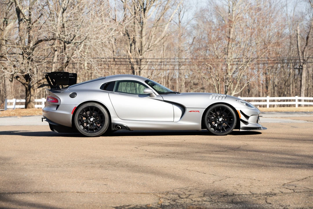 2017 Dodge Viper ACR 5th Gen - Image 9 of 31