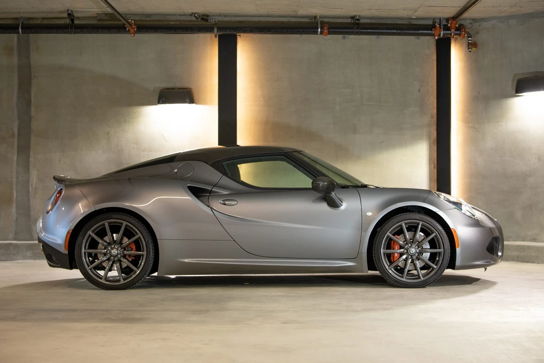 2018 Alfa Romeo 4C Coupe - Image 25 of 31