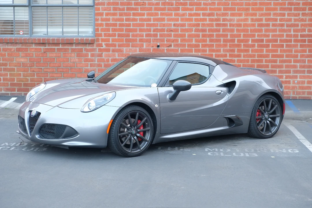 2018 Alfa Romeo 4C Coupe - Image 17 of 31