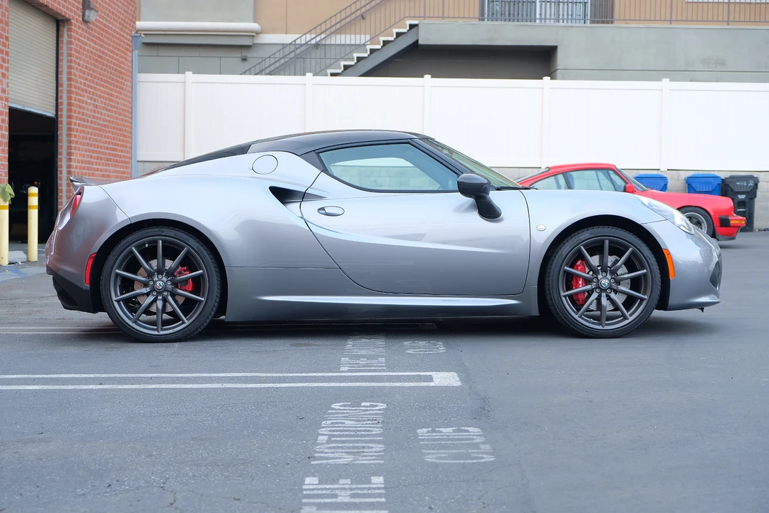 2018 Alfa Romeo 4C Coupe - Image 22 of 31