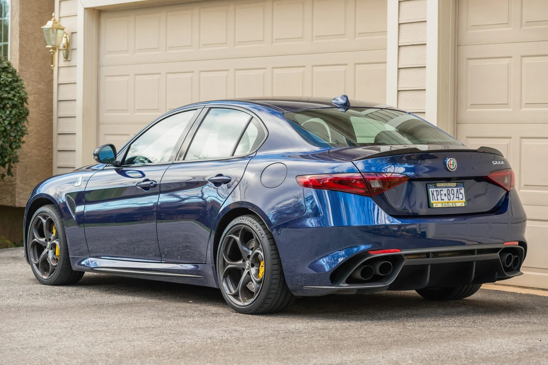 2018 Alfa Romeo Giulia Quadrifoglio - Image 4 of 31