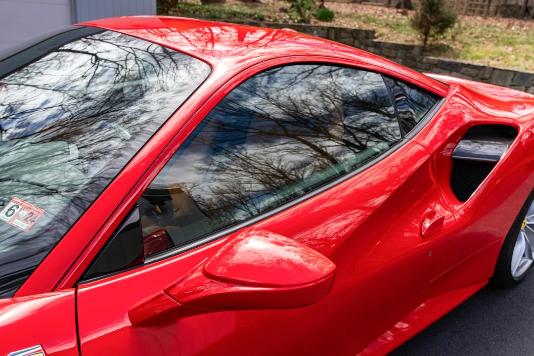 2018 Ferrari 488 GTB - Image 18 of 31