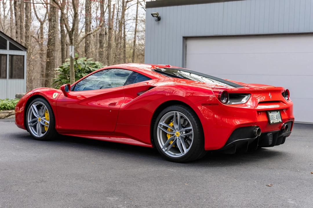 2018 Ferrari 488 GTB - Image 4 of 31