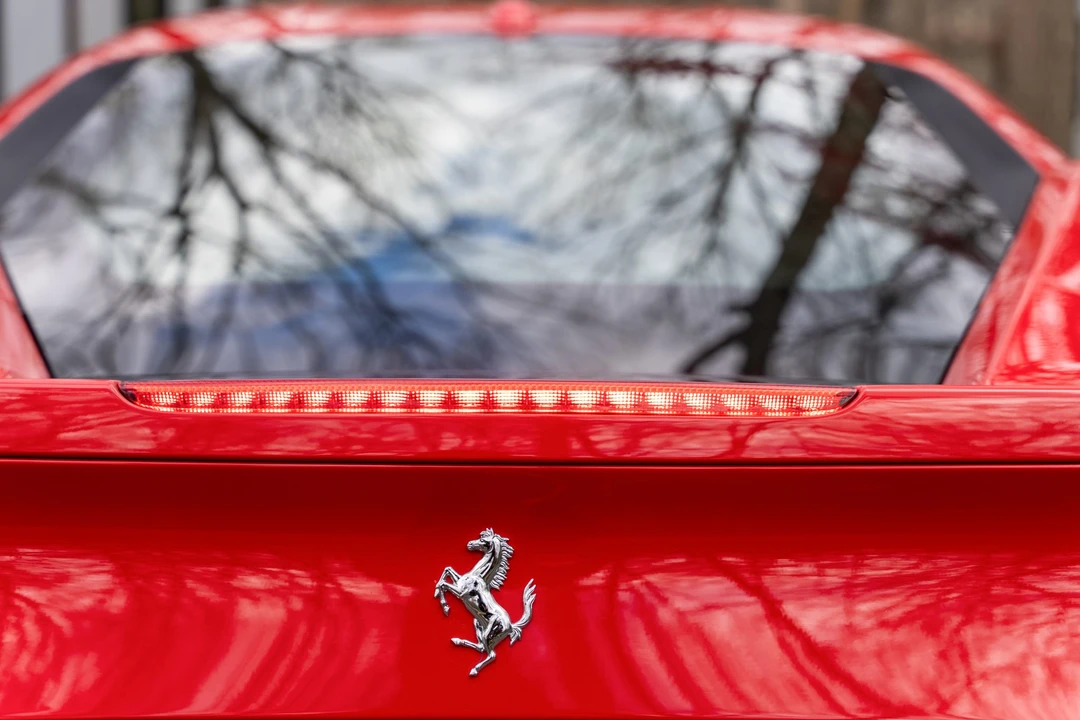 2018 Ferrari 488 GTB - Image 26 of 31