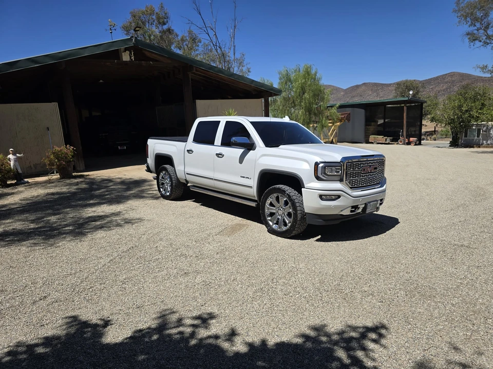 2018 GMC Sierra 4th Gen - Image 25 of 31