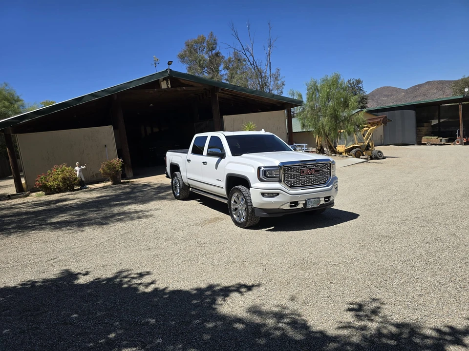 2018 GMC Sierra 4th Gen - Image 24 of 31