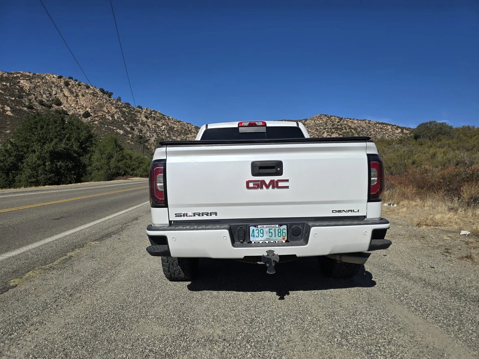 2018 GMC Sierra 4th Gen - Image 8 of 31