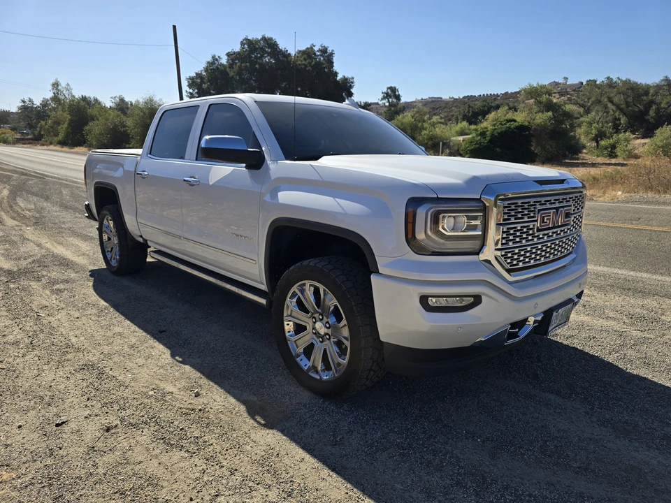 2018 GMC Sierra 4th Gen - Image 10 of 31