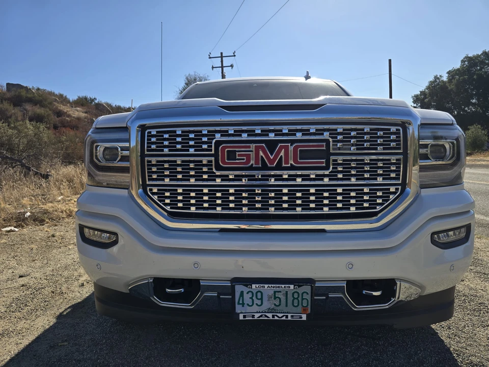 2018 GMC Sierra 4th Gen - Image 12 of 31
