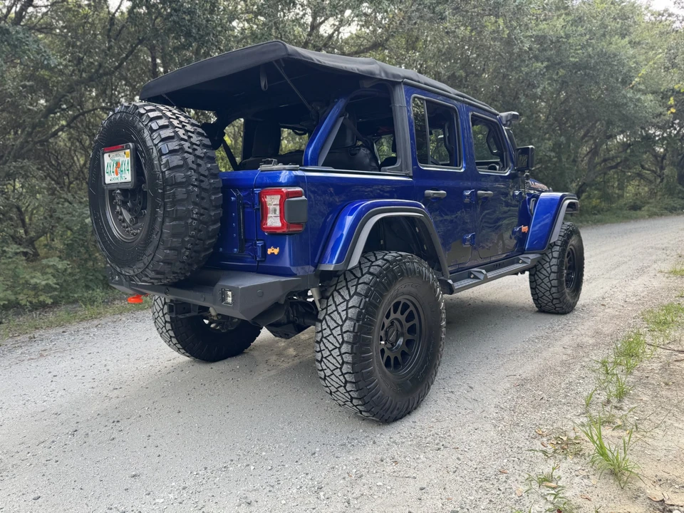 2018 Jeep JL Wrangler - Image 10 of 31