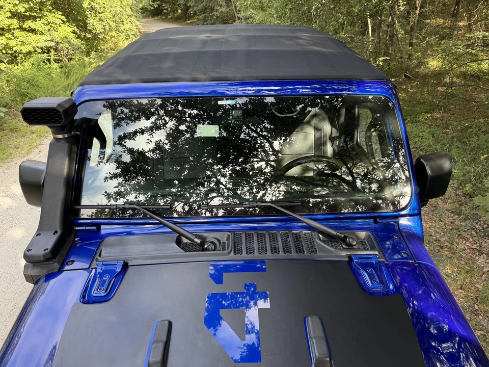 2018 Jeep JL Wrangler - Image 29 of 31