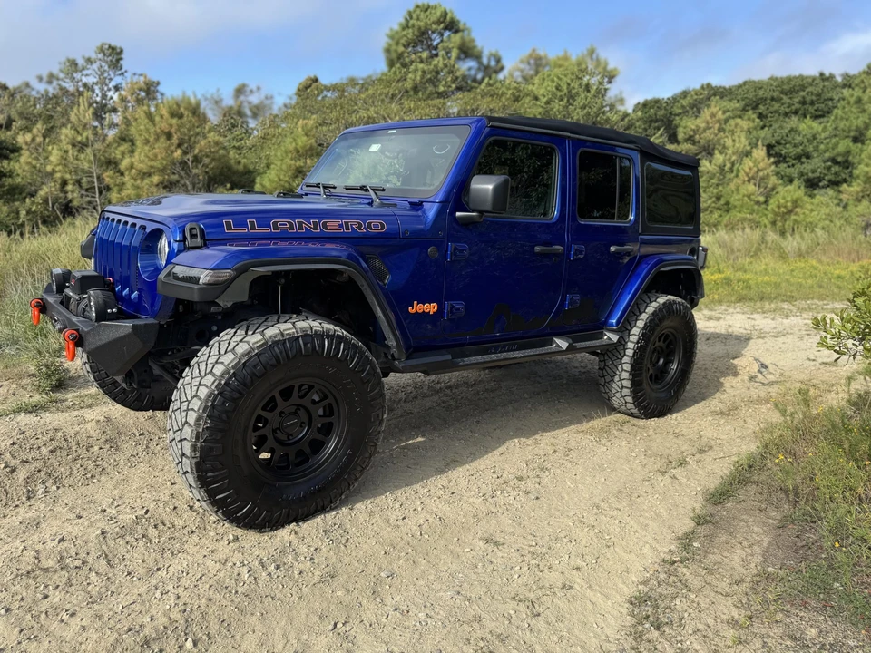 2018 Jeep JL Wrangler - Image 19 of 31
