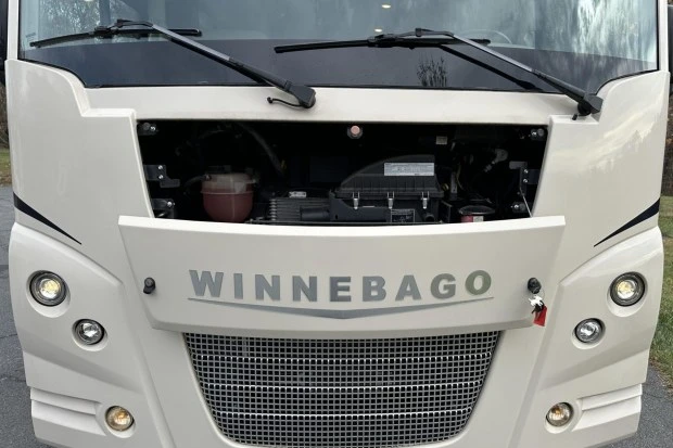 2019 Winnebago - Image 9 of 10