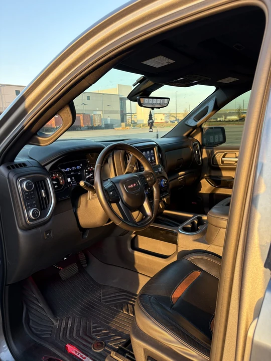 2020 GMC Sierra 5th Gen - Image 25 of 31