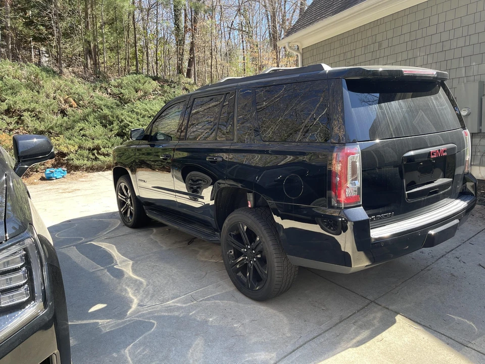 2020 GMC Yukon 4th Gen - Image 4 of 31