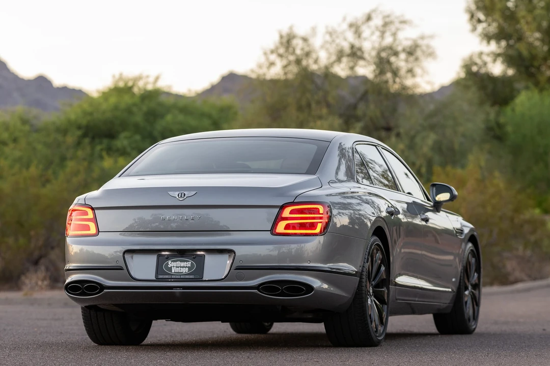 2021 Bentley Continental Flying Spur - Image 28 of 31