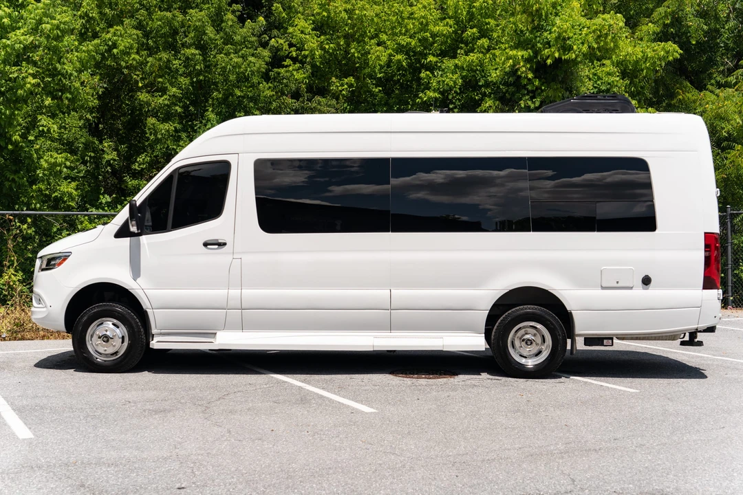 2021 Mercedes-Benz VS30 Sprinter - Image 6 of 31