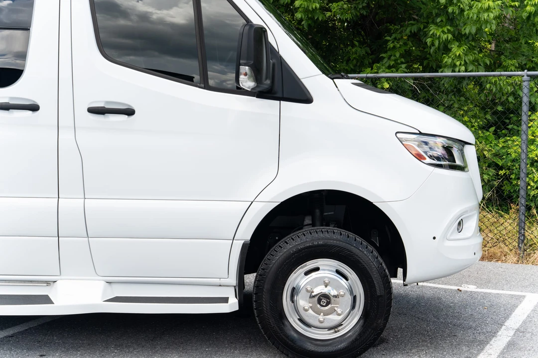 2021 Mercedes-Benz VS30 Sprinter - Image 11 of 31
