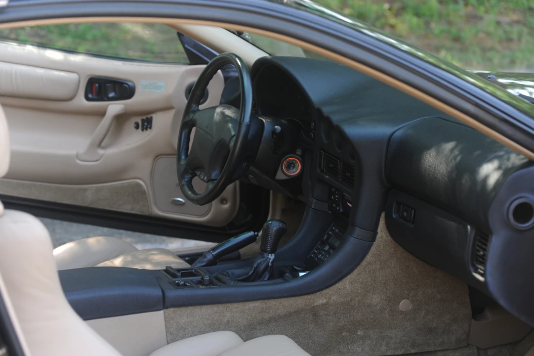 1997 Mitsubishi 3000GT Series 3 - Image 29 of 31