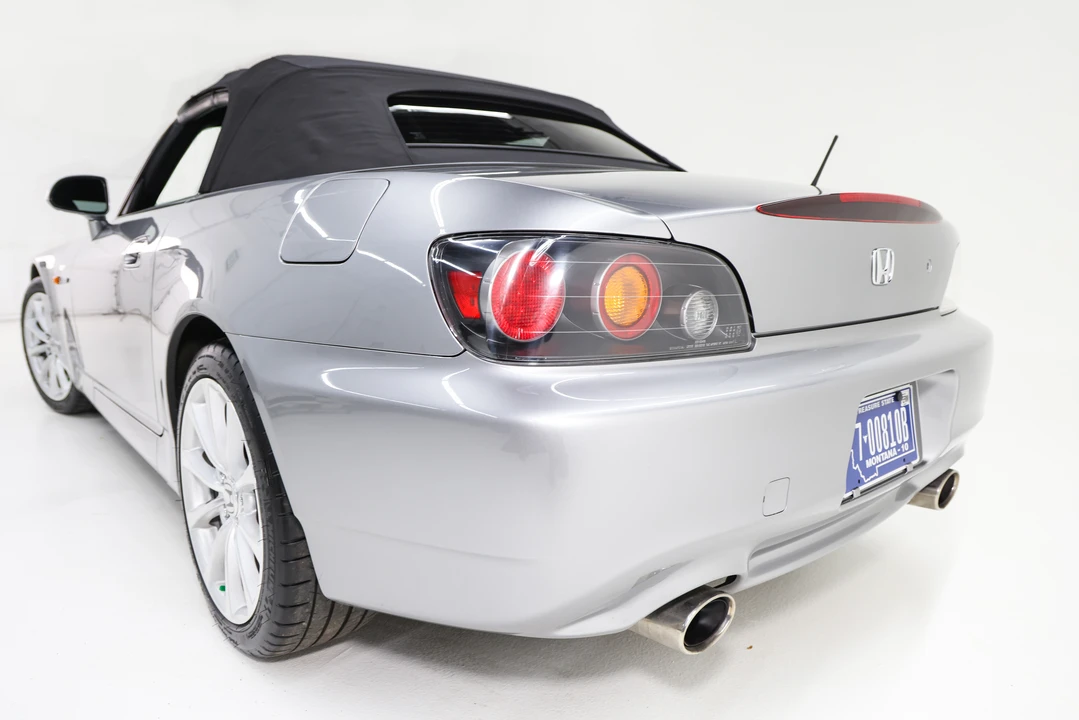 2006 Honda AP2 S2000 - Image 2 of 31
