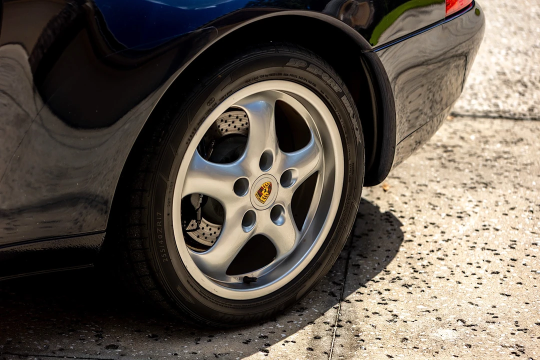 1995 Porsche 993 Carrera - Image 24 of 31