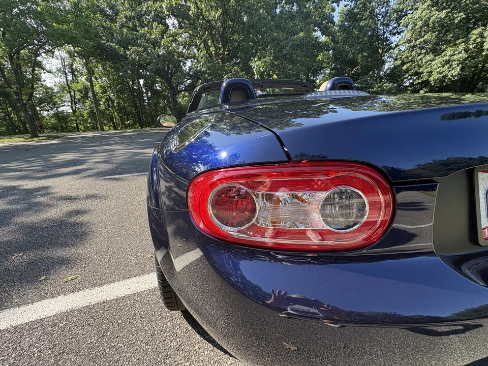 2011 Mazda NC MX-5 Miata - Image 22 of 31