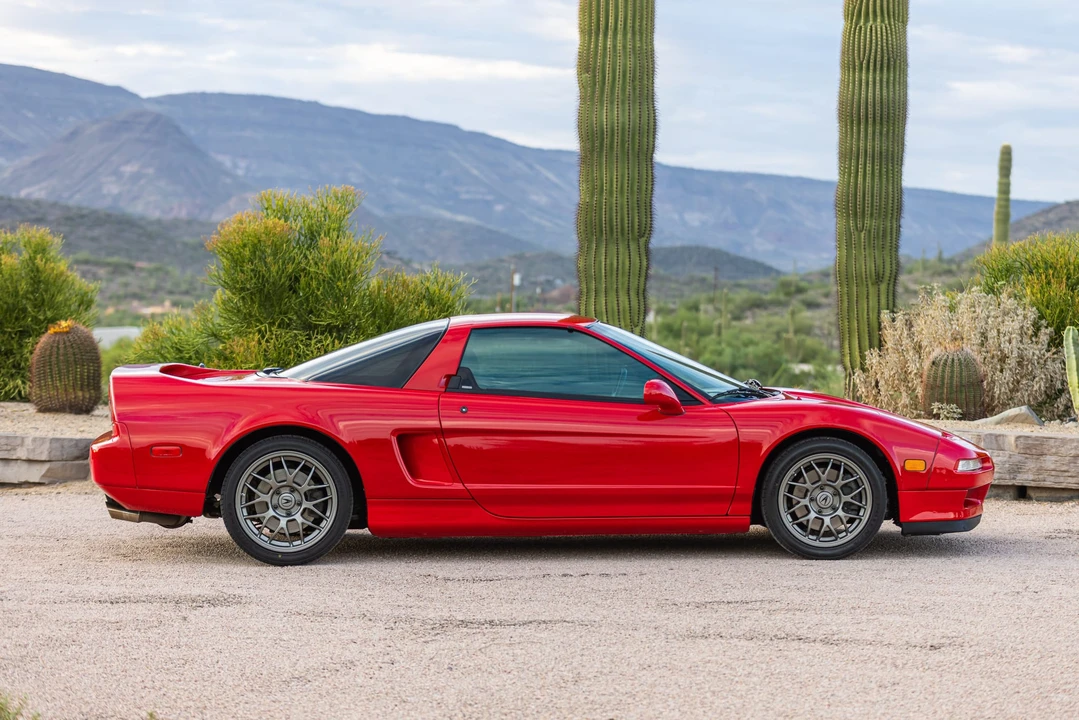 1999 Acura NA2 NSX - Image 13 of 31
