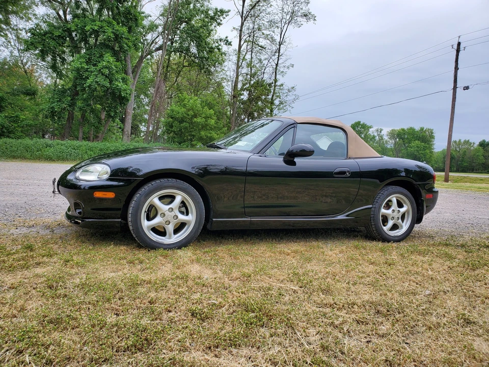 2000 Mazda NB MX-5 Miata - Image 26 of 31