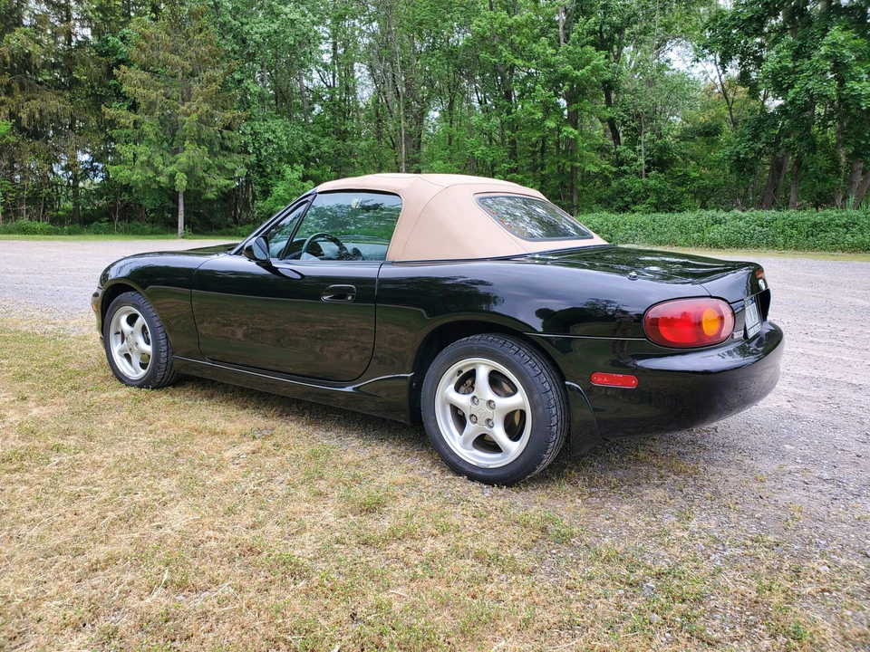 2000 Mazda NB MX-5 Miata - Image 24 of 31