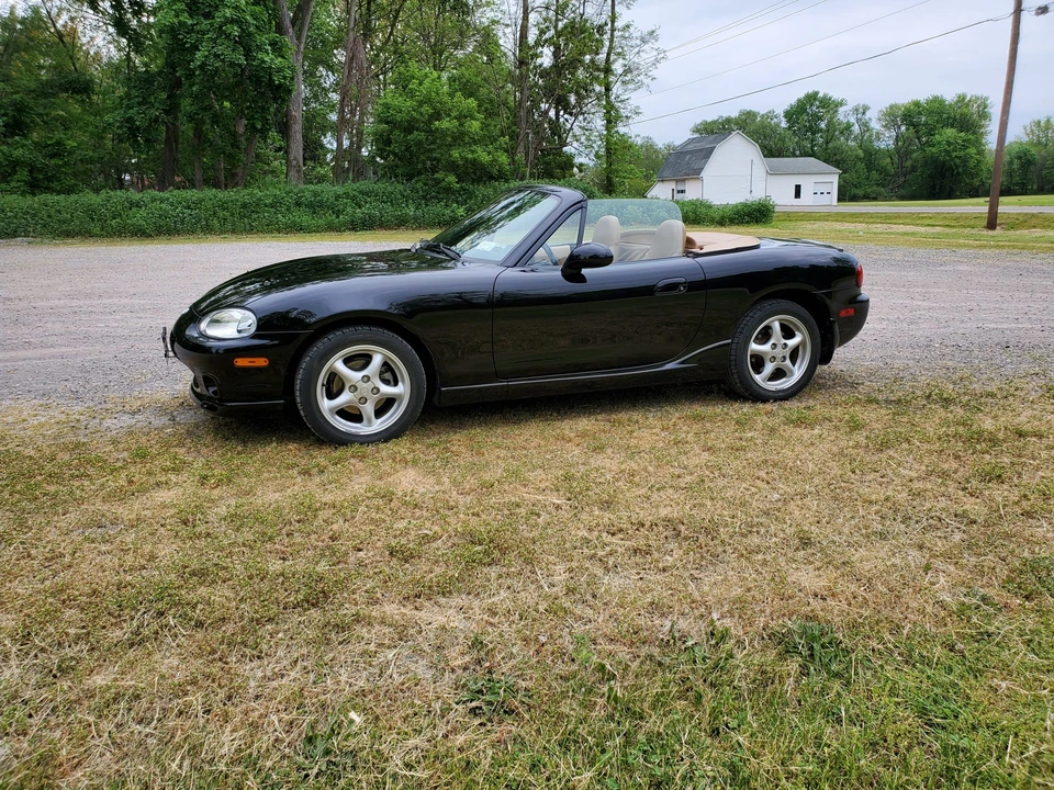 2000 Mazda NB MX-5 Miata - Image 15 of 31