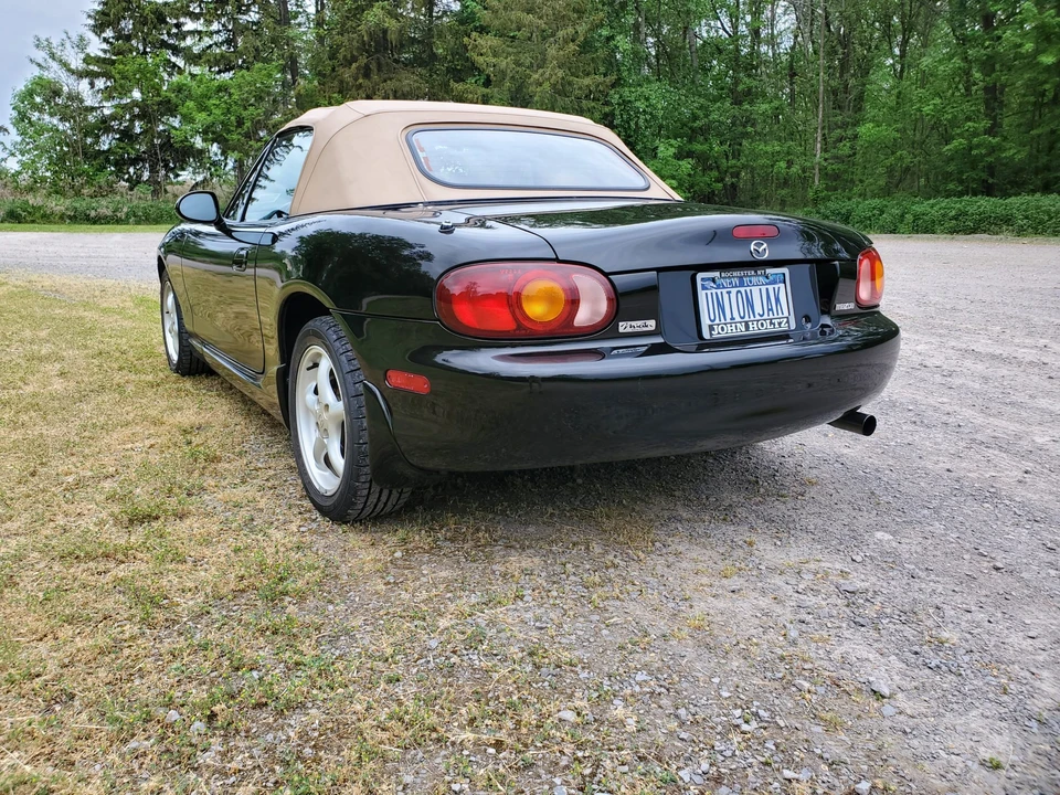 2000 Mazda NB MX-5 Miata - Image 23 of 31