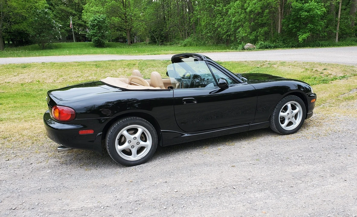 2000 Mazda NB MX-5 Miata - Image 8 of 31