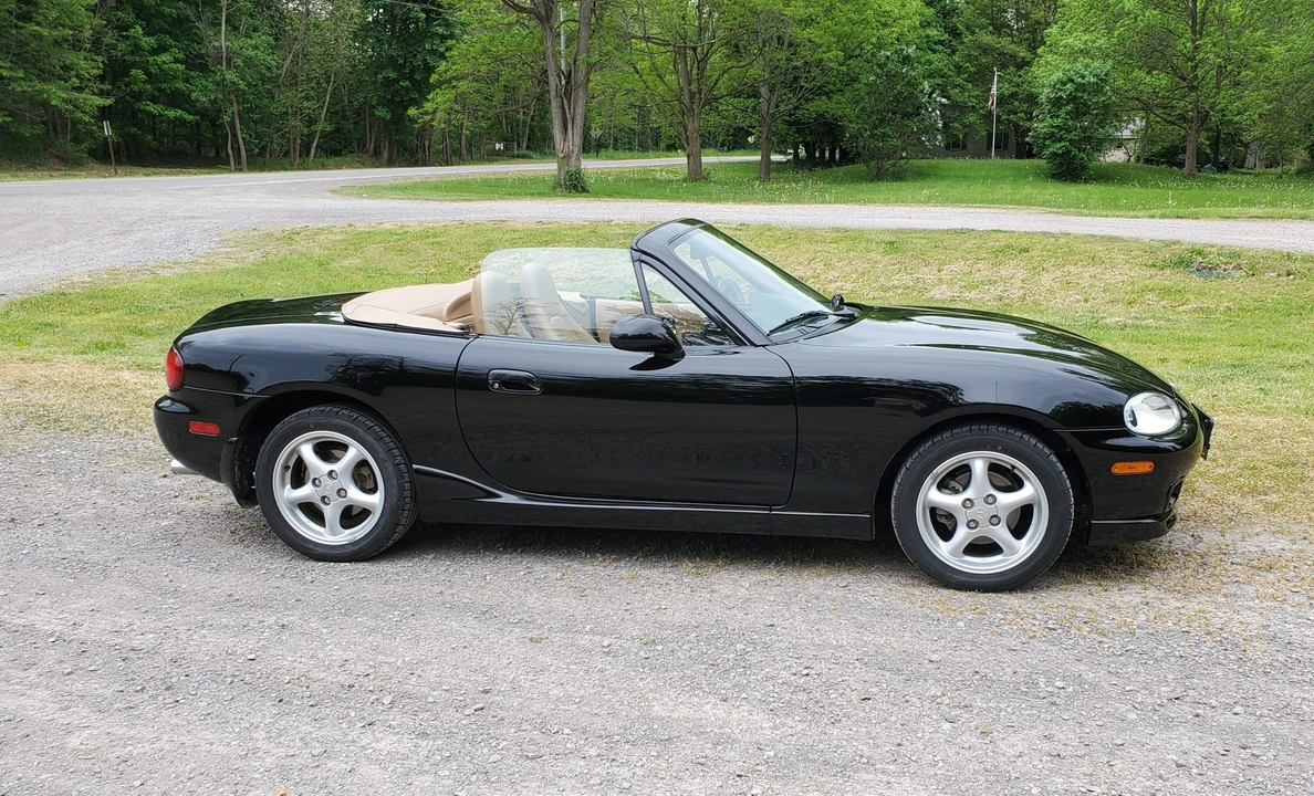 2000 Mazda NB MX-5 Miata - Image 7 of 31