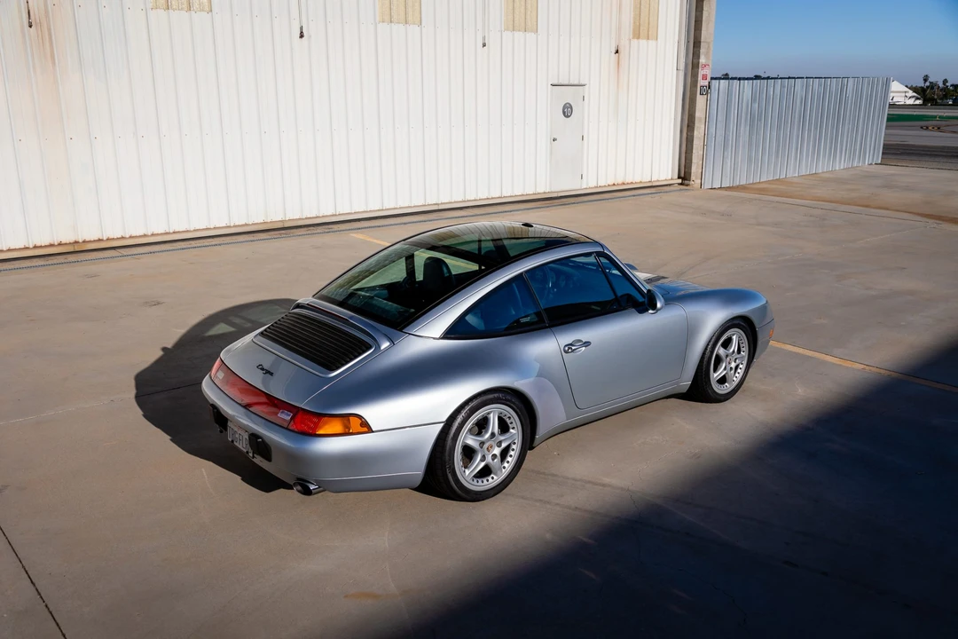1996 Porsche 993 Carrera - Image 13 of 31