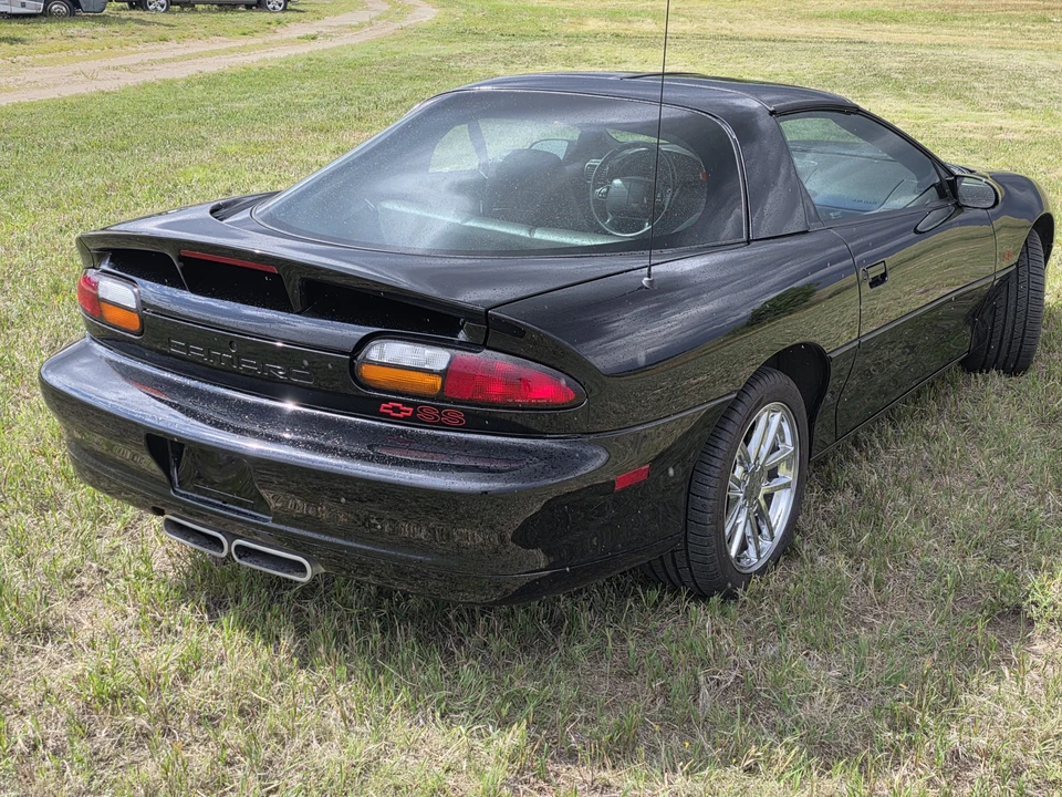 2002 Chevrolet Camaro SS 4th Gen - Image 6 of 31