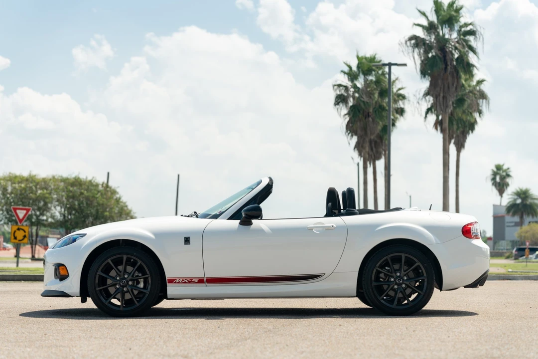 2013 Mazda NC MX-5 Miata - Image 5 of 31