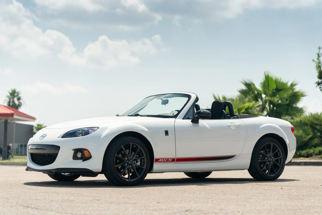 2013 Mazda NC MX-5 Miata - Image 4 of 31