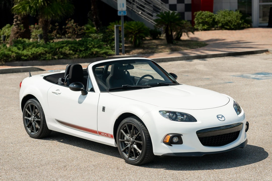 2013 Mazda NC MX-5 Miata - Image 19 of 31