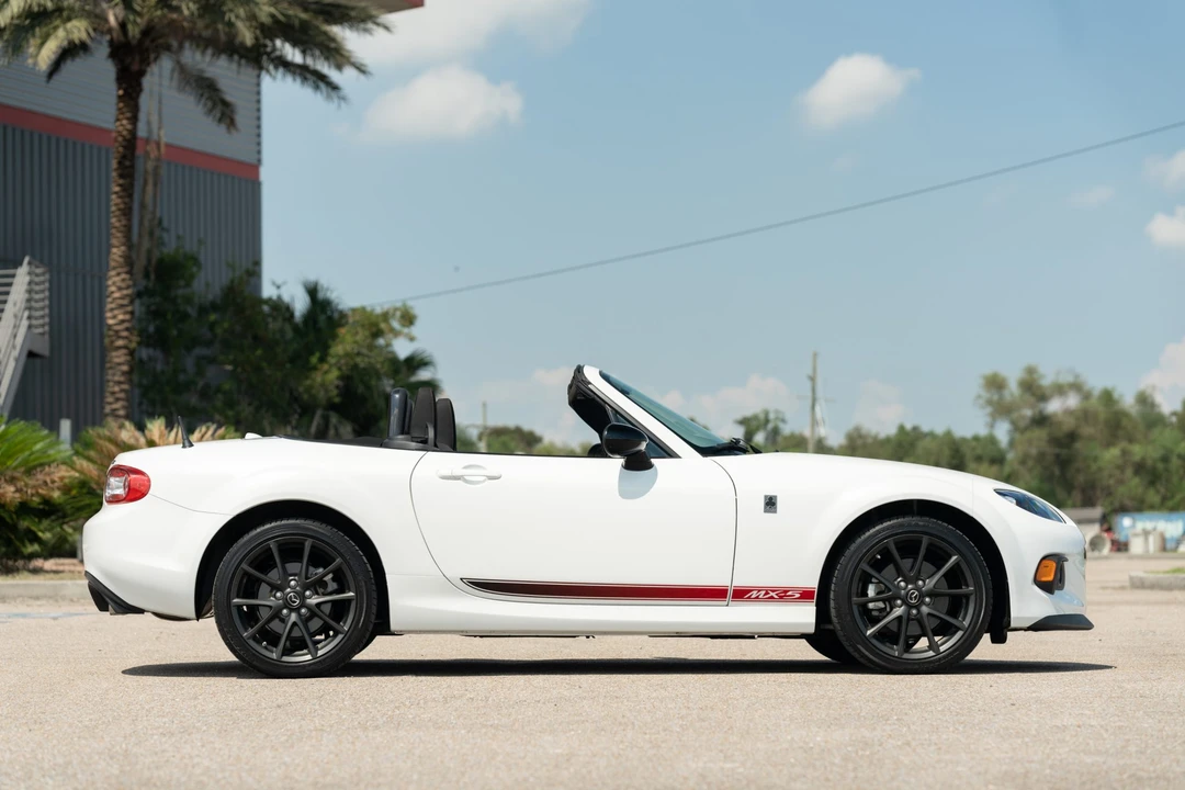 2013 Mazda NC MX-5 Miata - Image 12 of 31