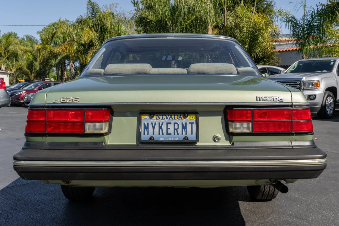 1982 Mazda - Image 12 of 31
