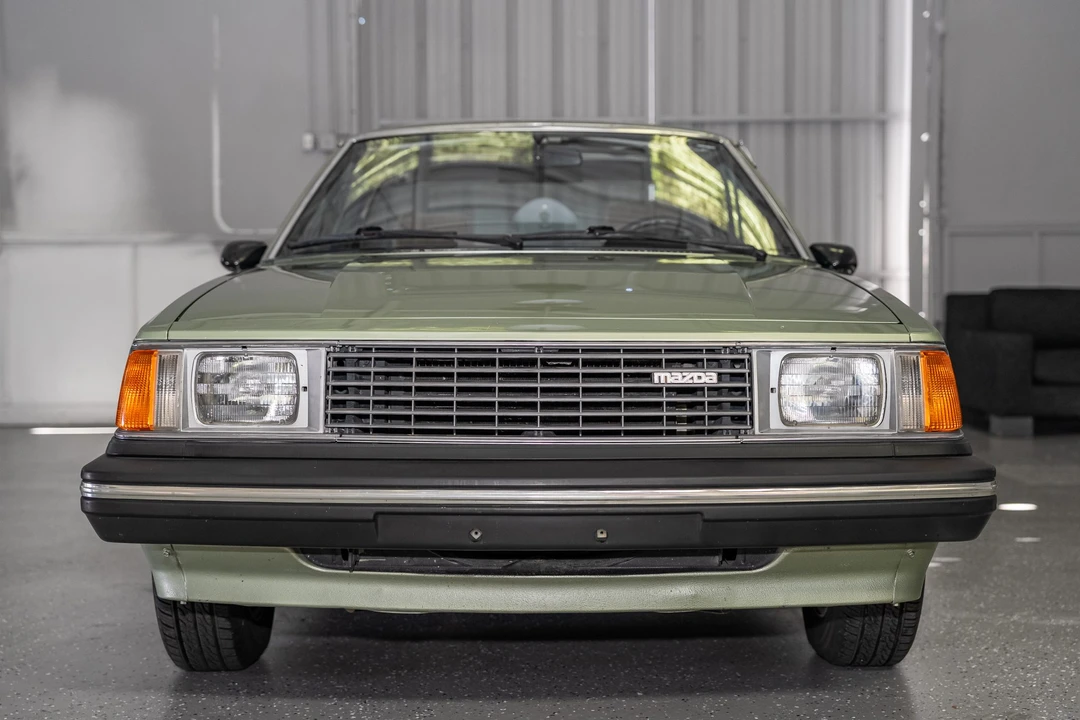 1982 Mazda - Image 9 of 31