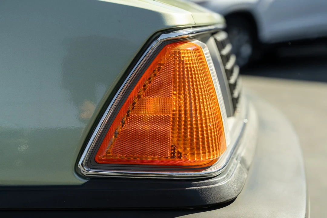 1982 Mazda - Image 20 of 31