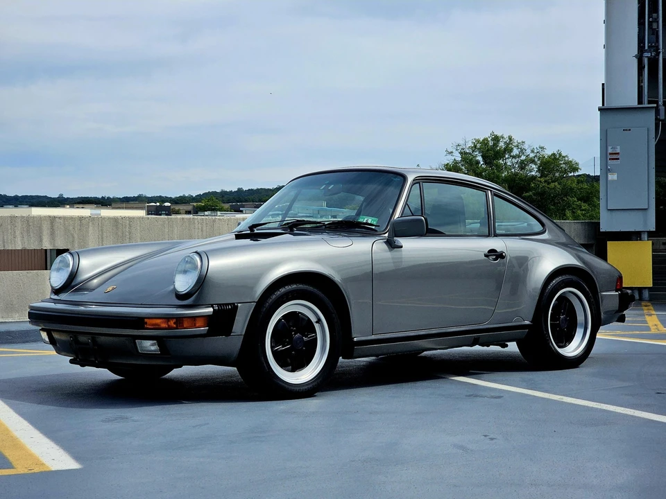 1989 Porsche 911 Carrera 3.2 - Image 4 of 31