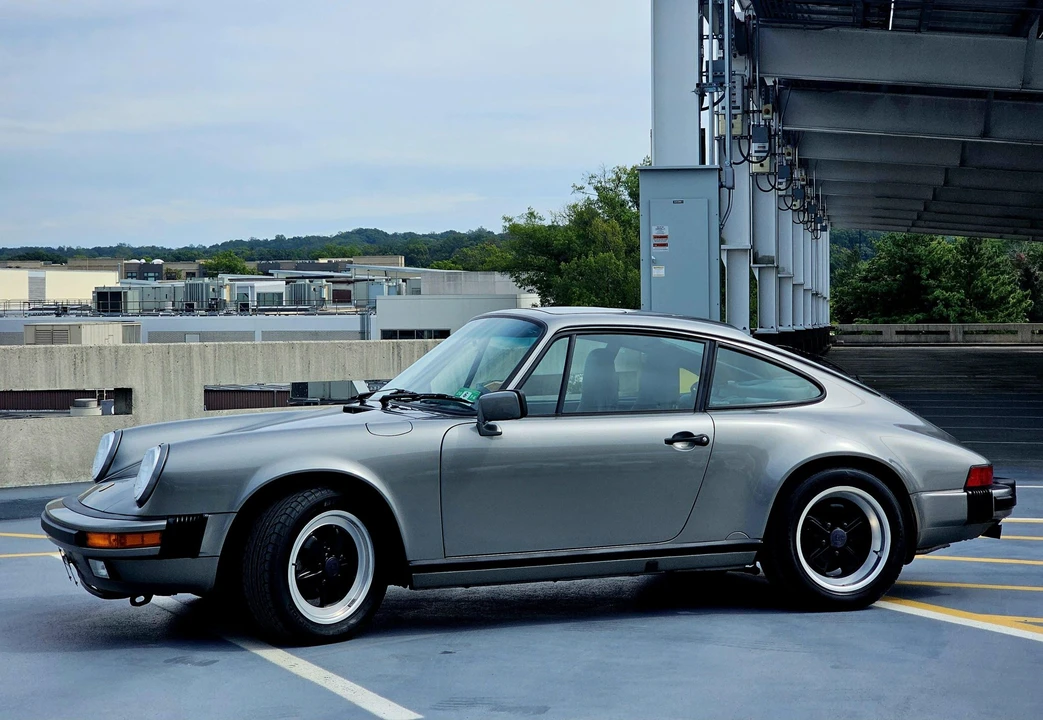 1989 Porsche 911 Carrera 3.2 - Image 3 of 31