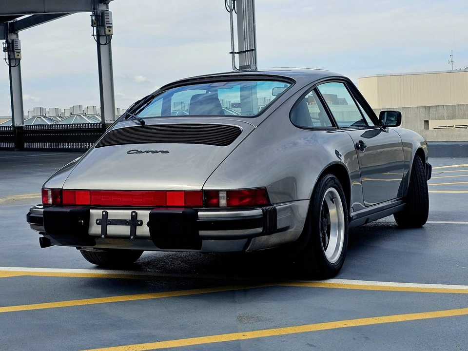1989 Porsche 911 Carrera 3.2 - Image 28 of 31